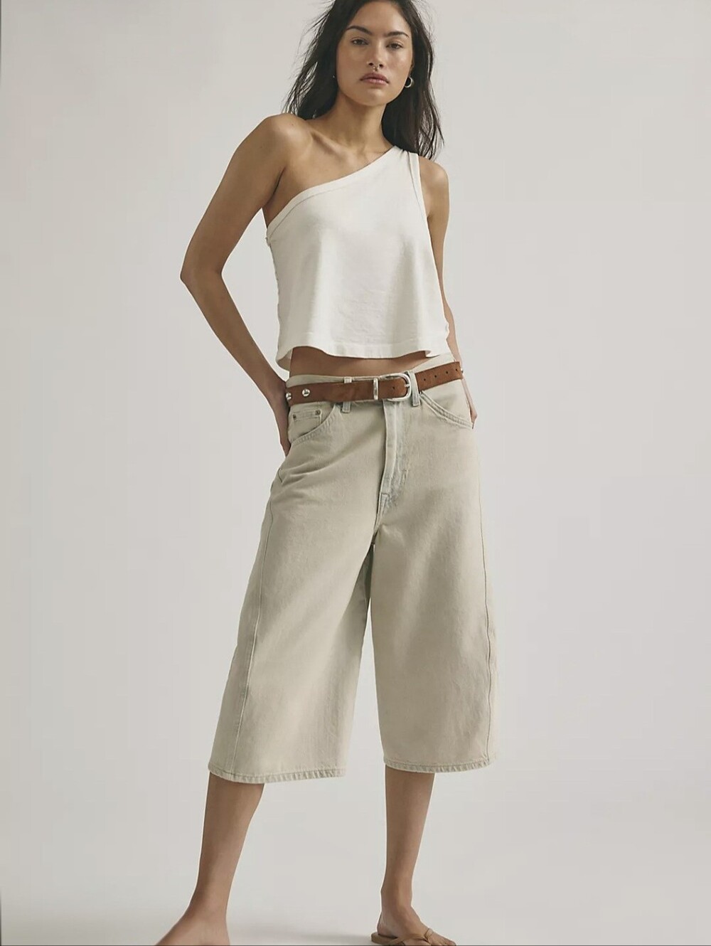 NWOT WE THE FREE Jax Articulated Crop Jeans